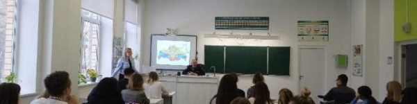 Полицейские УМВД России по г.о. Химки встретились со школьниками
 