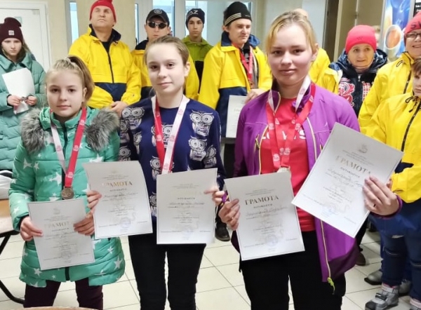 Спортсмены клуба «Благо» выиграли пять наград областного Первенства по лыжным гонкам и плаванию