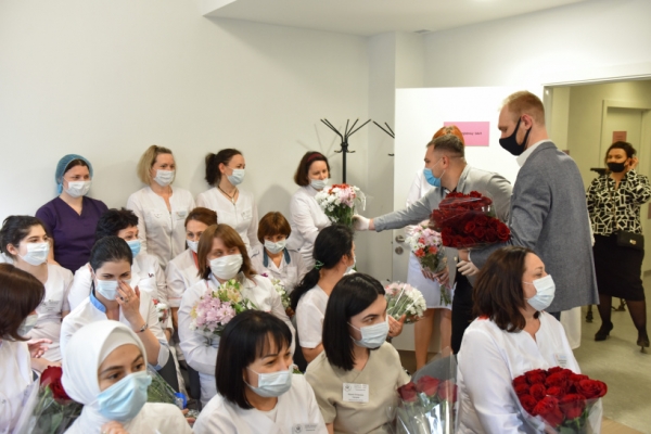 Химкинских медсестер поздравили с профессиональным праздником