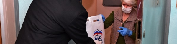 Исполнительный секретарь «Единой России» Химок доставил маски жителям
 