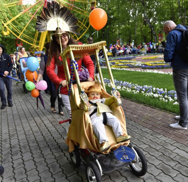 «Парад колясок» онлайн пройдет в Химках