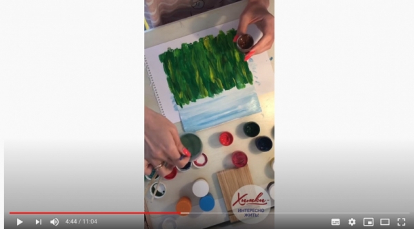 Видеоурок Анастасии Соболевой "Учимся рисовать гуашью. Цветущее дерево"