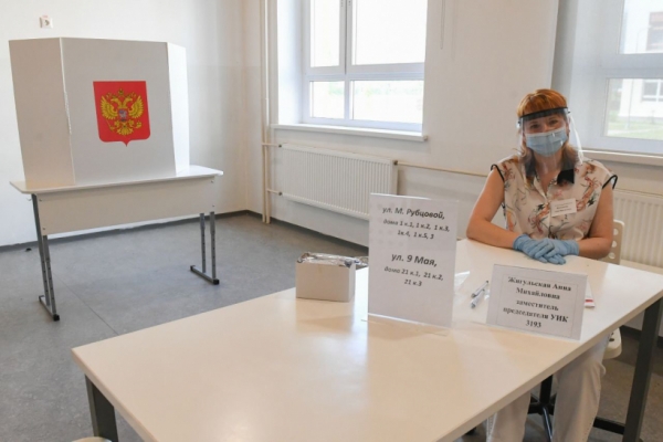 Андрей Воробьев проверил в Химках готовность избирательных участков к голосованию по поправкам в Конституцию