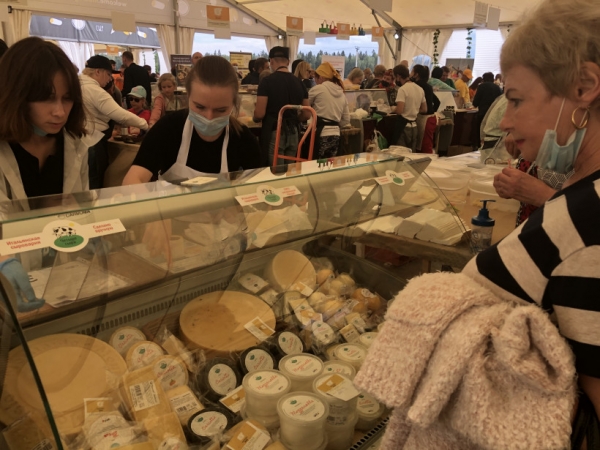 Глава Минсельхозпрода Подмосковья Андрей Разин отметил важность проведения сырного фестиваля