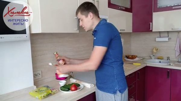 Видео-урок кулинара любителя Маркелова Юрия Сергеевича на тему:«Приготовление домашней шаурмы. Секреты вкусной и простой еды дома»
