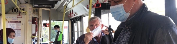 В Химках единороссы проверили масочный режим в общественном транспорте
 