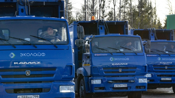 Пять новых мусоровозов появилось в автопарке оператора по обращению с ТКО в Подмосковье