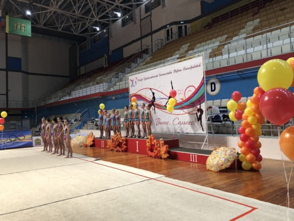 Химкинская команда гимнасток победила на турнире "Осенний звездопад"