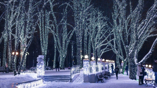 Пятьдесят один городской округ Московской области украсили к Новому году