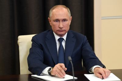 Владимир Путин распорядился увеличить финансирование территориальных программ ОМС