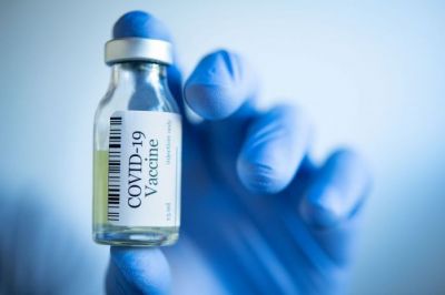 Британский регулятор рекомендовал не применять вакцину от Pfizer у людей с историей анафилаксии