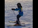 Встаём на лыжи: начинающие лыжники секции горных лыж учатся катанию под руководством тренеров химкинской спортшколы по зимним видам спорта⛷