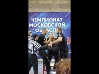 Химчане - одни из сильнейших рукоборцев Подмосковья по итогам областного чемпионата по армрестлингу??