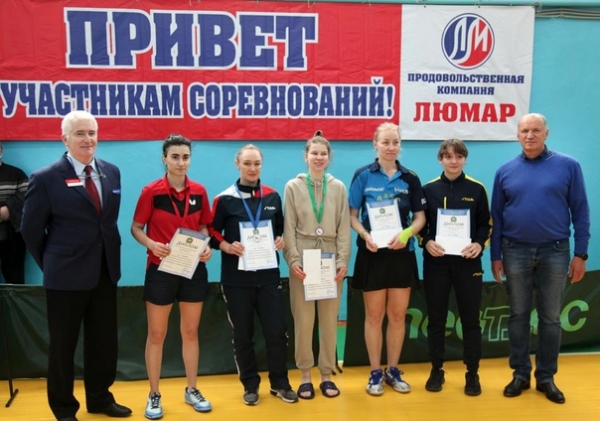 Химкинская спортсменка Анастасия Сизова выиграла бронзу всероссийских соревнований по настольному теннису "Кубок "Люмар"?