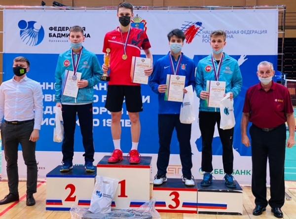 Держи волан на высоте: химкинский школьник Даниил Дубовенко - дважды победитель Первенства России по бадминтону?⚡