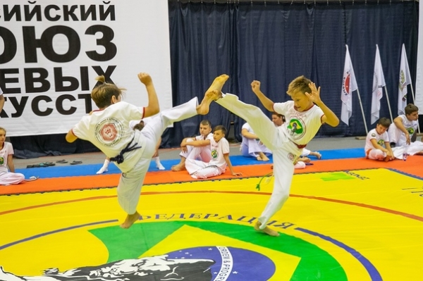 Химкинские капоэйристы успешно открыли спортивный сезон на Всероссийских играх боевых искусств в Анапе⚡?