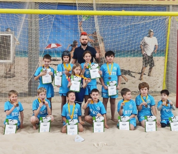 "Песчаная буря" пришла в Химки: в городе стартовал детский фестиваль по пляжному регби??
