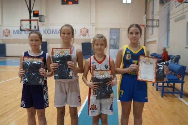Команда СШОР №1 - вторая на баскетбольном турнире в Мытищах⛹‍♀