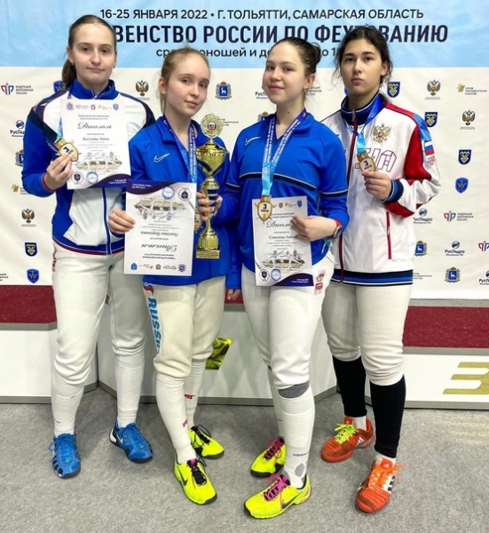 Фехтовальщицы химкинской СШОР стали призёрами командного Первенства России в Тольятти?