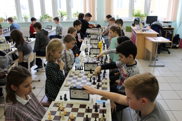 Шахматисты Химок участвовали в домашнем турнире в честь Дня космонавтики♟?