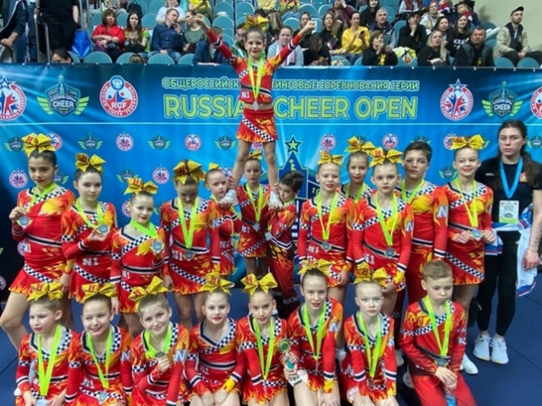 Химкинские чирлидеры выиграли комплекты медалей в четырёх категориях турнира RUSSIAN CHEER OPEN?