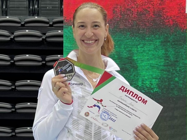 Саблистка Яна Егорян - победительница и серебряный призёр первого чемпионата Союзного государства по фехтованию???