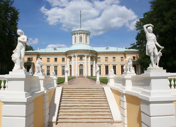 Усадьбе «Архангельское» присвоили статус музея-заповедника
