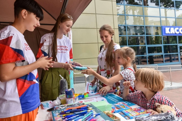Гуманитарную помощь для детей Донбасса собрали в Балашихе