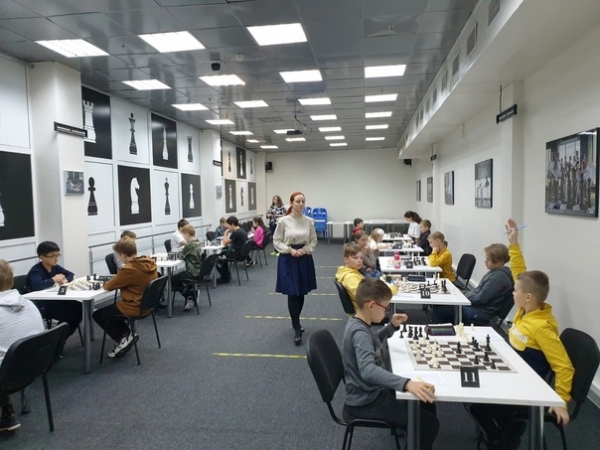 В шахматный клуб "Виктория" пришла "Золотая осень"♟?