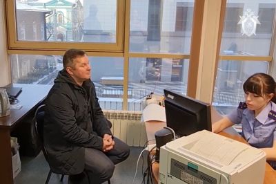 Экс-главу Минздрава Иркутской области задержали за получение взятки в 7 млн рублей