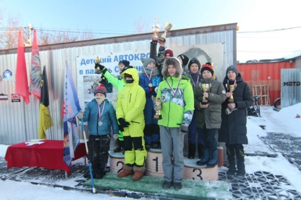 Химкинская трасса приняла в гостях участников зимних гонок по автокроссу