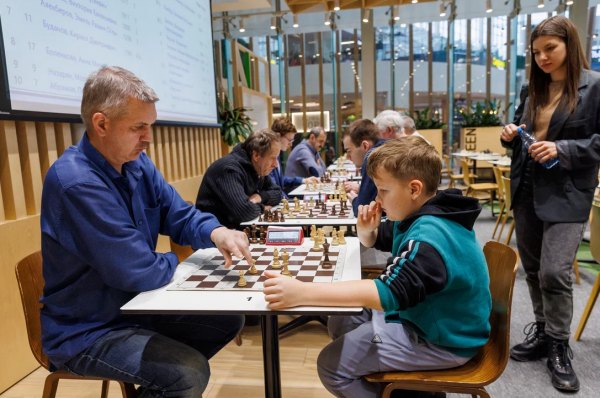 В химкинской «Меге» провели открытые шахматные чемпионаты