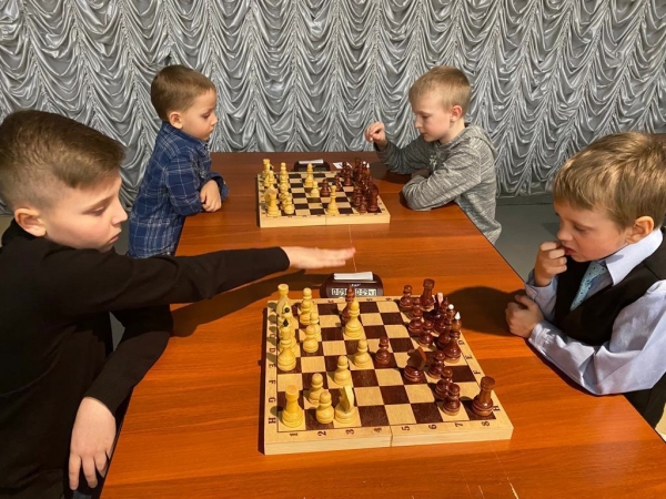 В Лунёво провели праздничный шахматный турнир