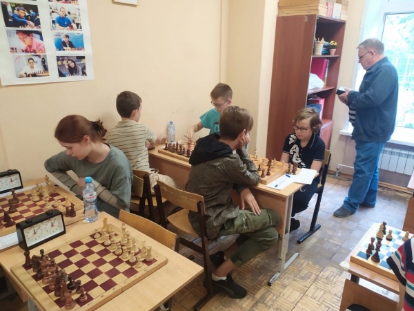 В «Интеграле» организовали домашний шахматный турнир