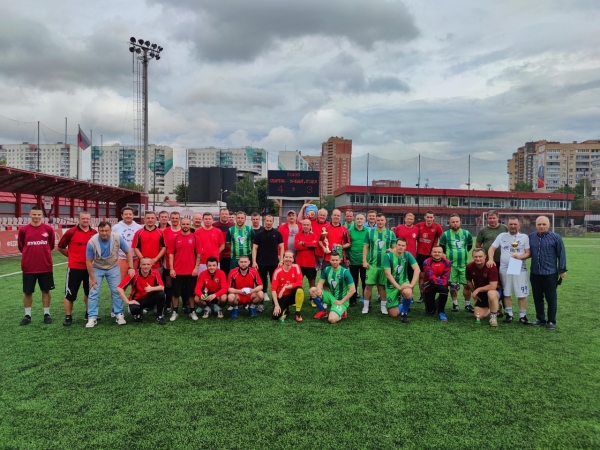 На поле «Новых Химок» прошёл юбилейный футбольный матч памяти Евгения Чекина