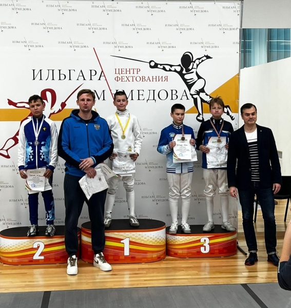 Химкинские фехтовальщики стали призёрами турнира в столице