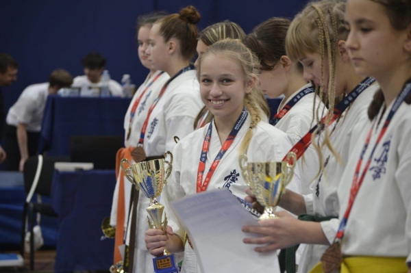 Две бронзы всероссийского уровня соревнований «Большое противостояние» — у каратистов спортшколы «Химки»