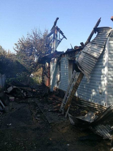 Шесть часов огнеборцы тушили пожар в Вашутино